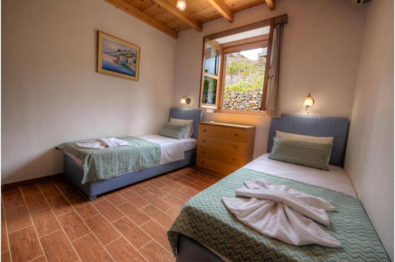 Stone Villa I In Petres Πετρές Εξωτερικό φωτογραφία