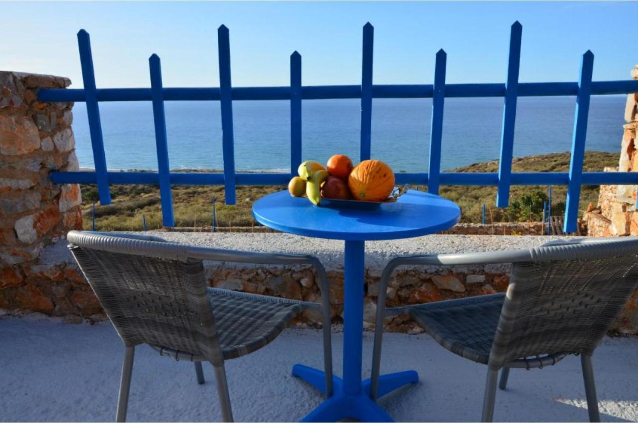 Stone Villa I In Petres Πετρές Εξωτερικό φωτογραφία