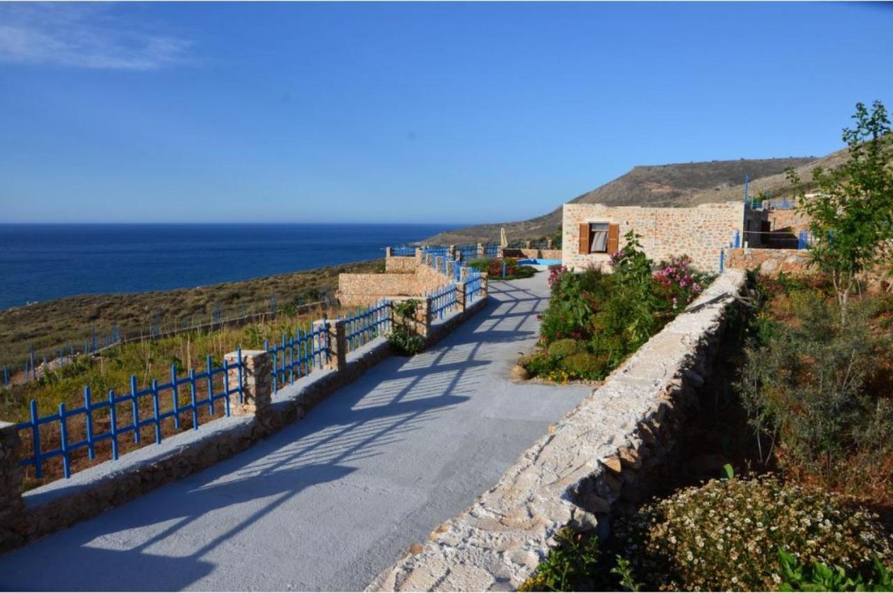 Stone Villa I In Petres Πετρές Εξωτερικό φωτογραφία