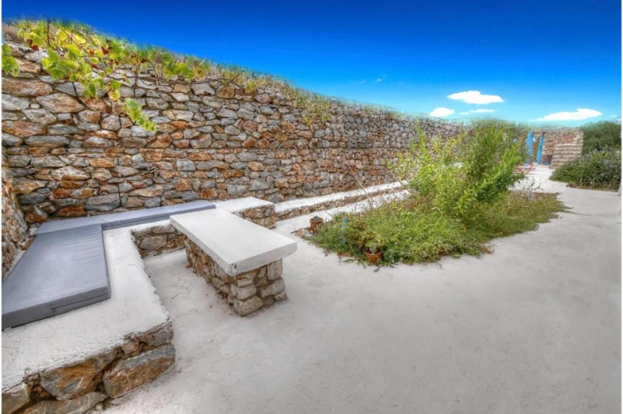 Stone Villa I In Petres Πετρές Εξωτερικό φωτογραφία
